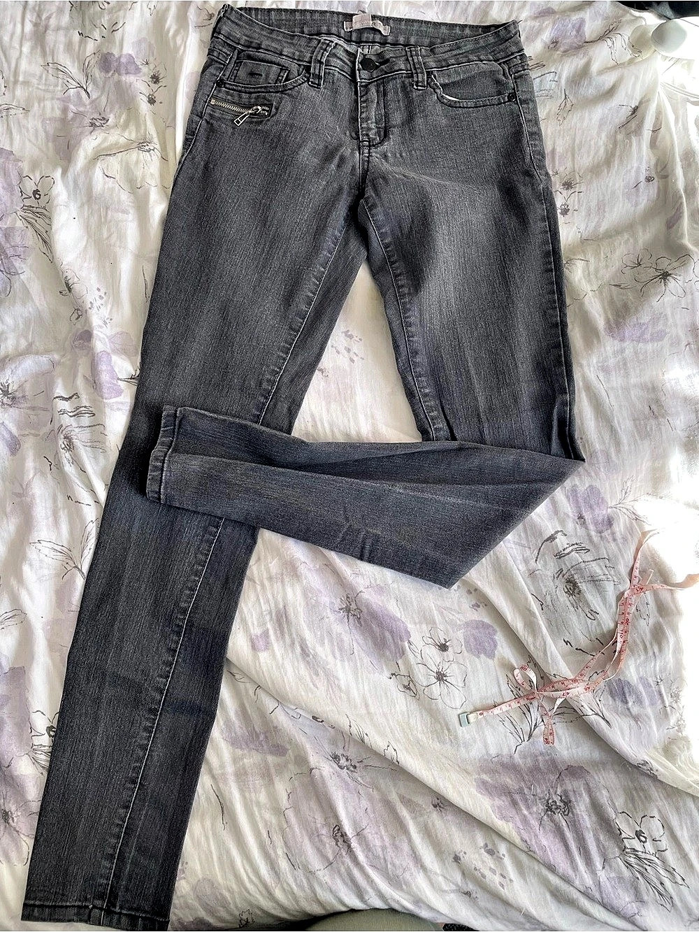 Forever 21 Denim Gray Skinny Jeans Waist 27